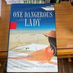 Description of book is posted in the photos <3